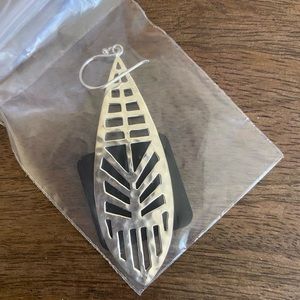 Silpada Sterling Silver Earrings- New- Never Worn